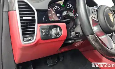 Porsche Cayenne 2023 3.0 Автомат в Москве № 197358, миниатюра 12