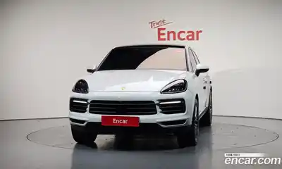 Porsche Cayenne 2023 3.0 Автомат в Москве № 197358, миниатюра 2