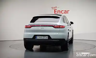 Porsche Cayenne 2023 3.0 Автомат в Москве № 197358, миниатюра 3