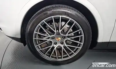 Porsche Cayenne 2023 3.0 Автомат в Москве № 197358, миниатюра 4