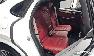 Porsche Cayenne 2023 3.0 Автомат в Москве № 197358, миниатюра 10