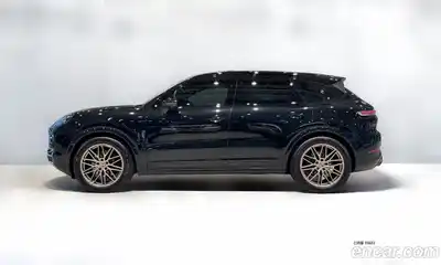 Porsche Cayenne, 2024