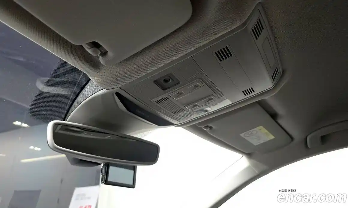 Volkswagen T-Roc 2021 2.0 Автомат в Москве № 199010, фото 17