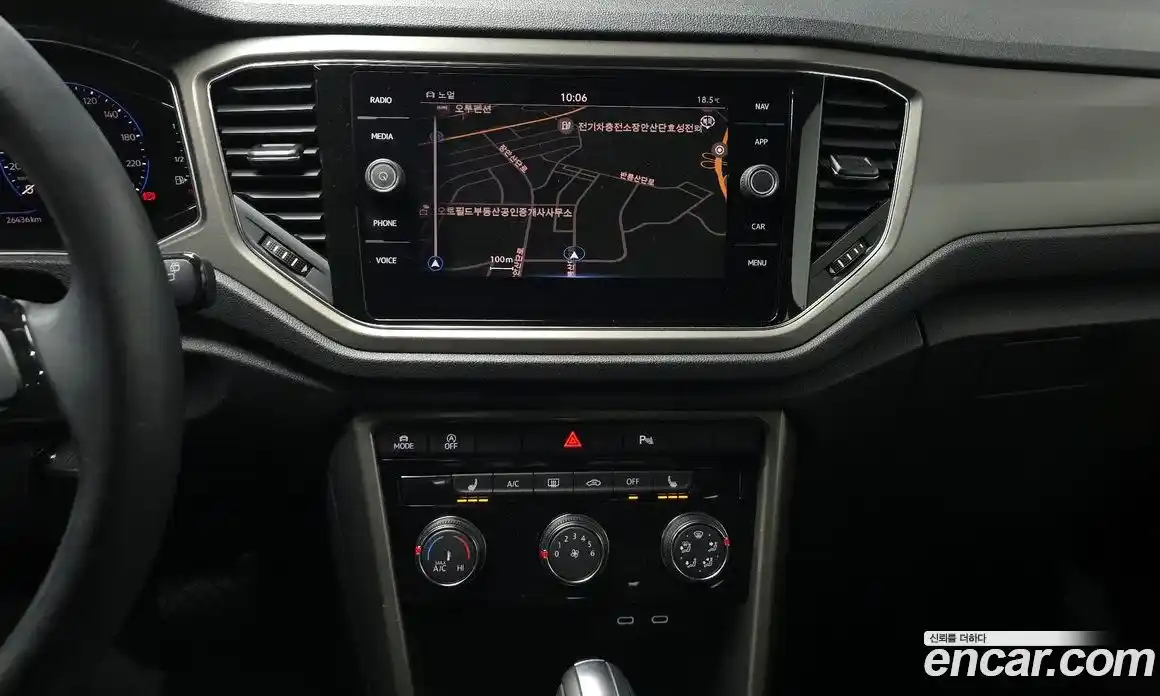 Volkswagen T-Roc 2021 2.0 Автомат в Москве № 199010, фото 8