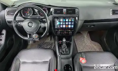 Volkswagen Jetta 2015 2.0 Автомат в Москве № 199125, миниатюра 3