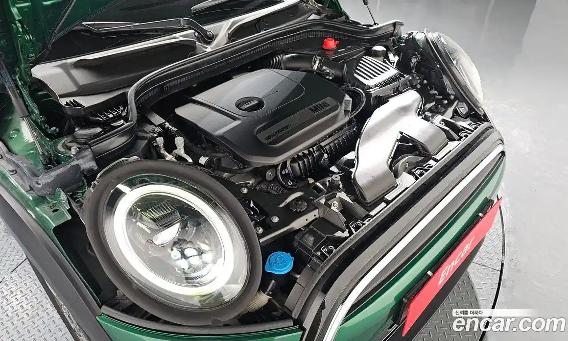 Mini Cooper 2022 1.5 Автомат в Москве № 201785, фото 11