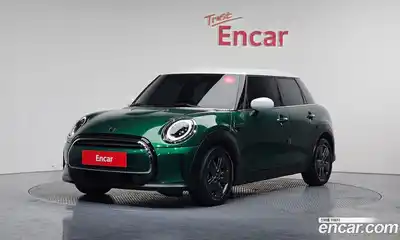 Mini Cooper 2022 1.5 Автомат в Москве № 201785, миниатюра 7
