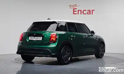 Mini Cooper 2022 1.5 Автомат в Москве № 201785, миниатюра 9