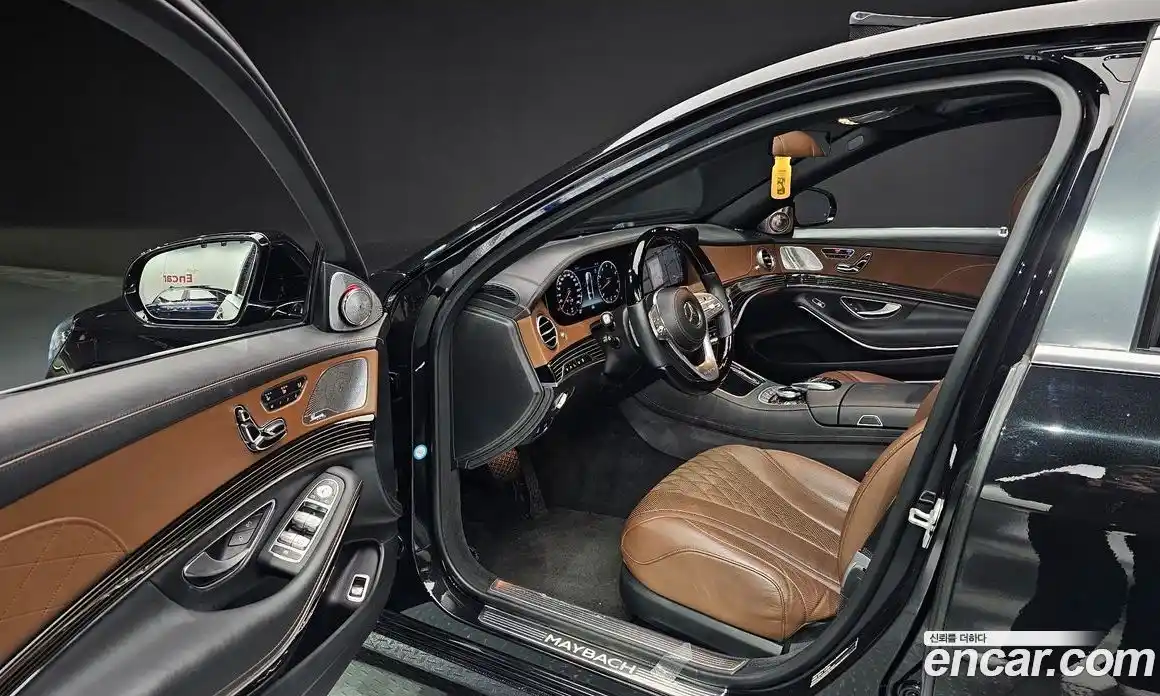 Mercedes-Benz S-Class 2018 6.0 Автомат в Москве № 207336, фото 17