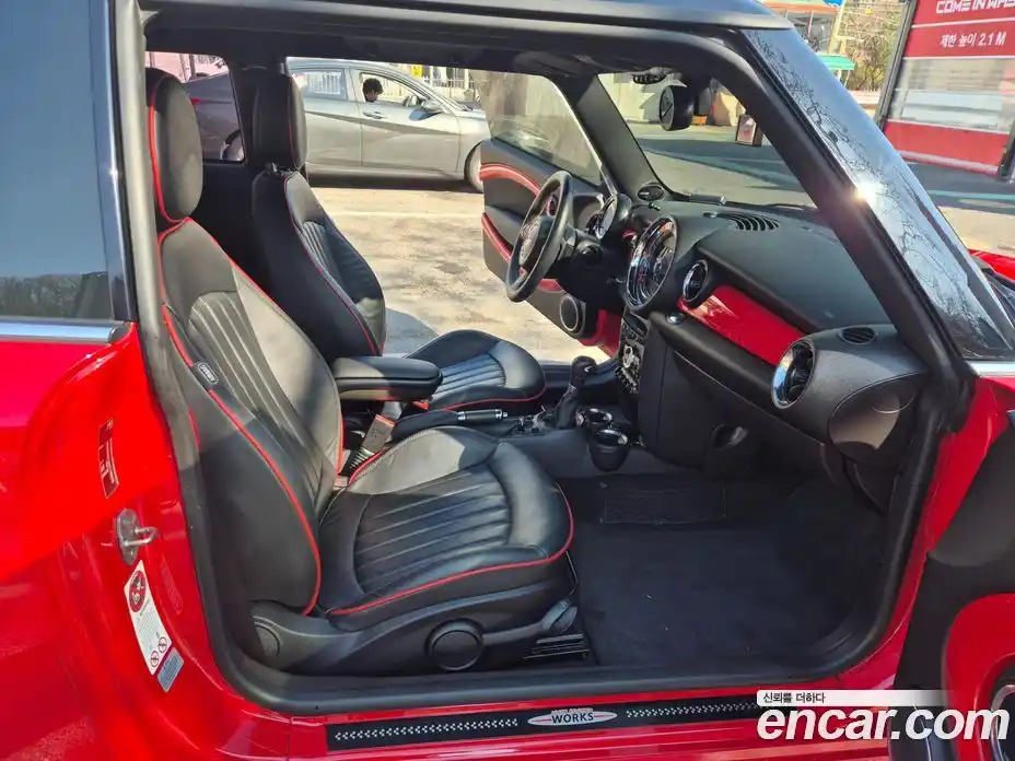 Mini Cooper 2013 1.6 Автомат в Москве № 210346, фото 16