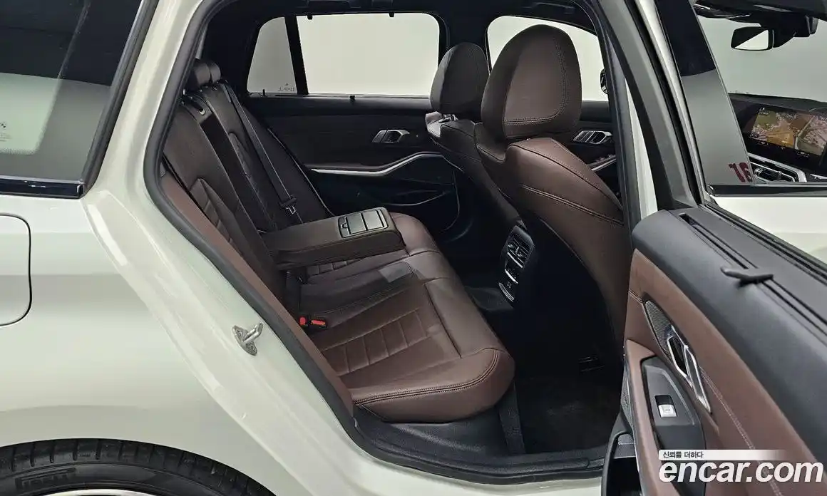 BMW 3-Series 2024 3.0 Автомат в Москве № 210347, фото 13