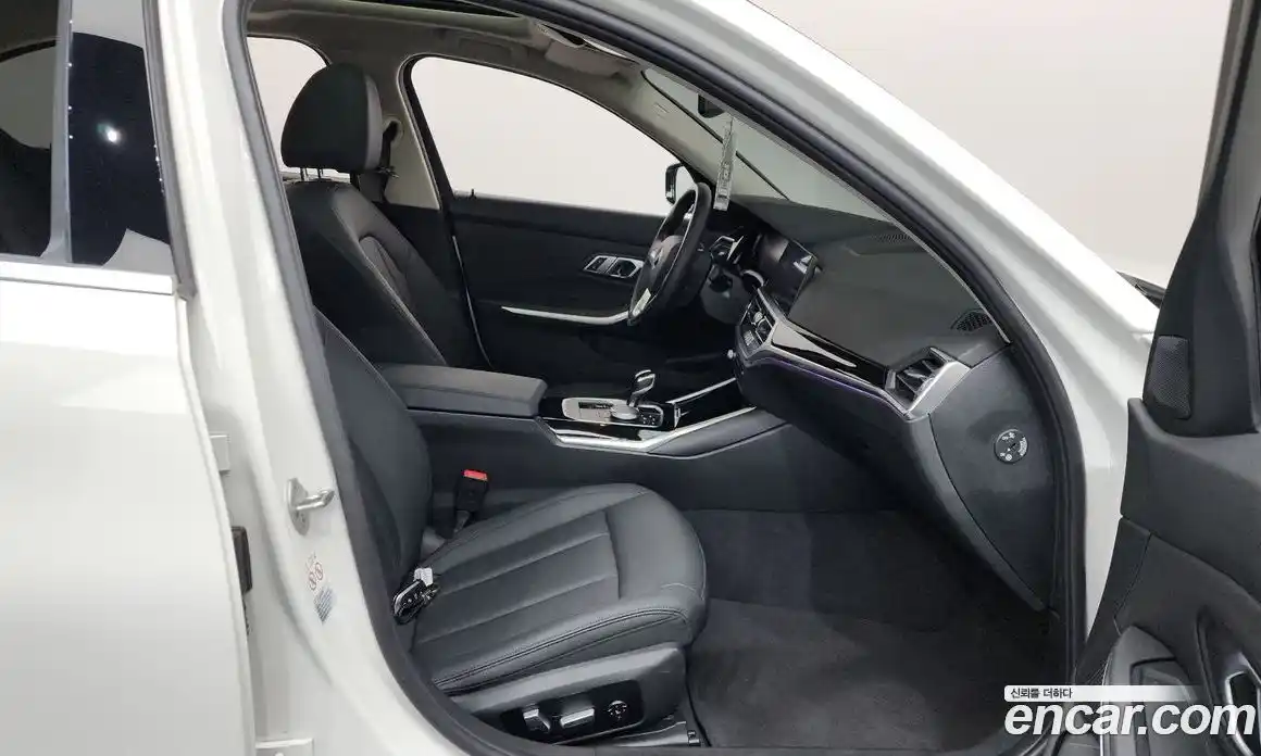 BMW 3-Series 2021 2.0 Автомат в Москве № 211468, фото 11