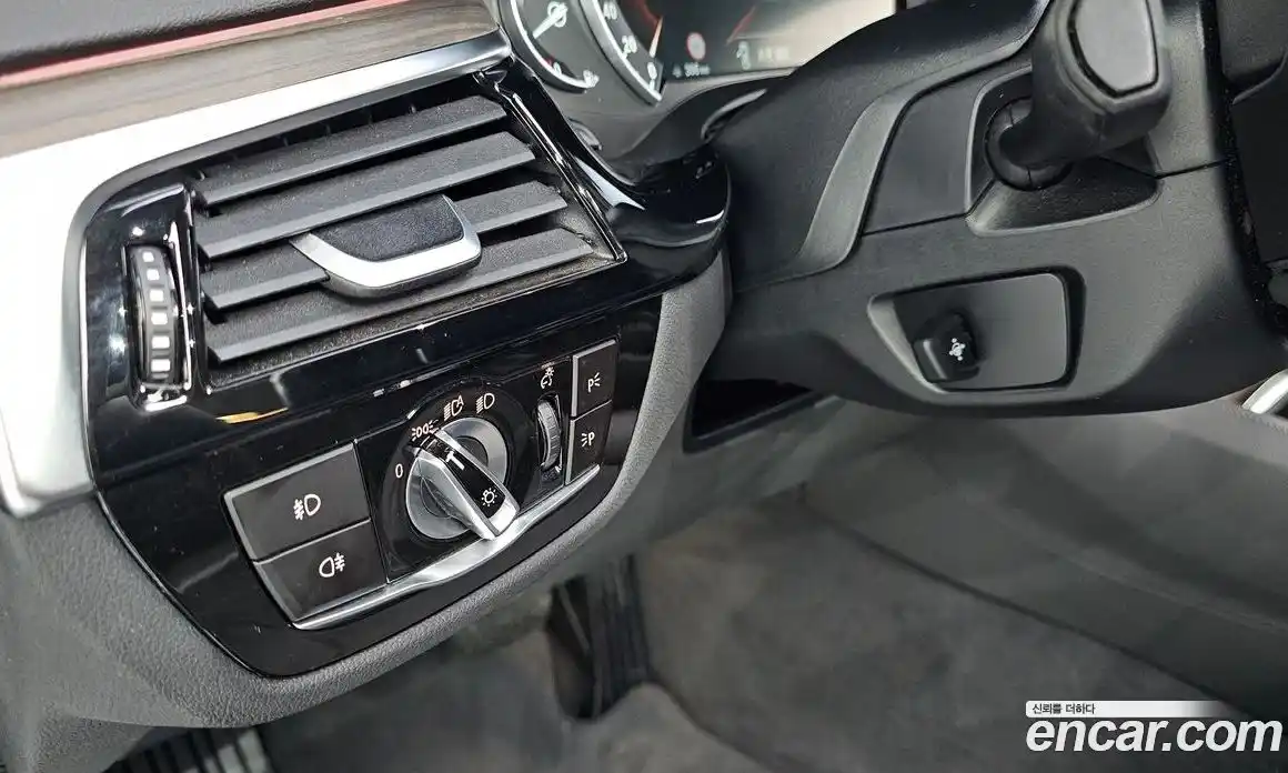 BMW 5-Series 2019 2.0 Автомат в Москве № 211619, фото 20