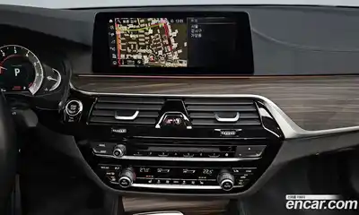 BMW 5-Series 2019 2.0 Автомат в Москве № 211619, миниатюра 10