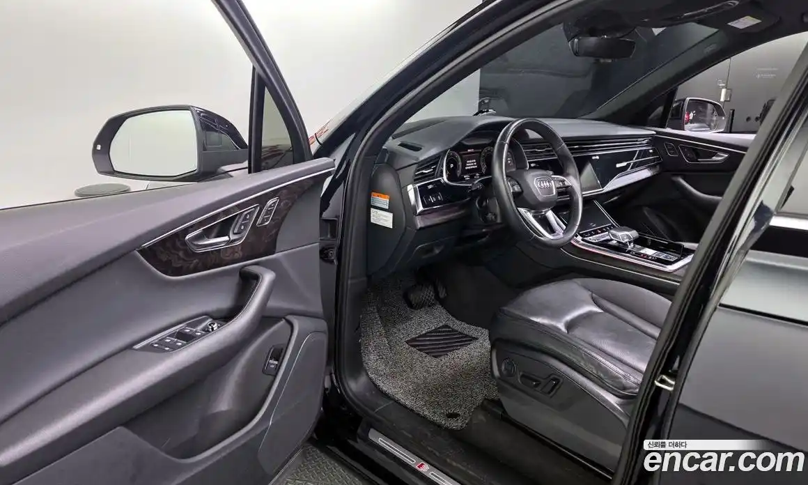 Audi Q7 2021 3.0 Автомат в Москве № 212451, фото 19