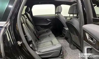 Audi Q7 2021 3.0 Автомат в Москве № 212451, миниатюра 3