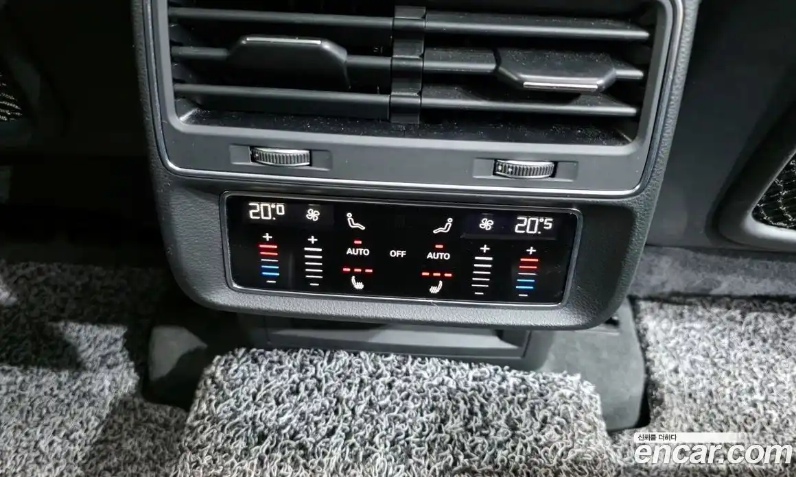 Audi Q7 2021 3.0 Автомат в Москве № 212451, фото 6