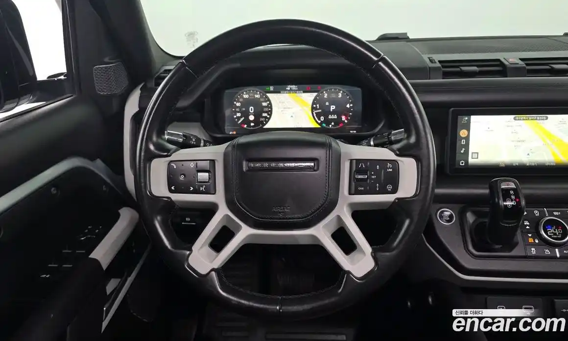 Land Rover Defender 2022 3.0 Автомат в Москве № 213338, фото 20