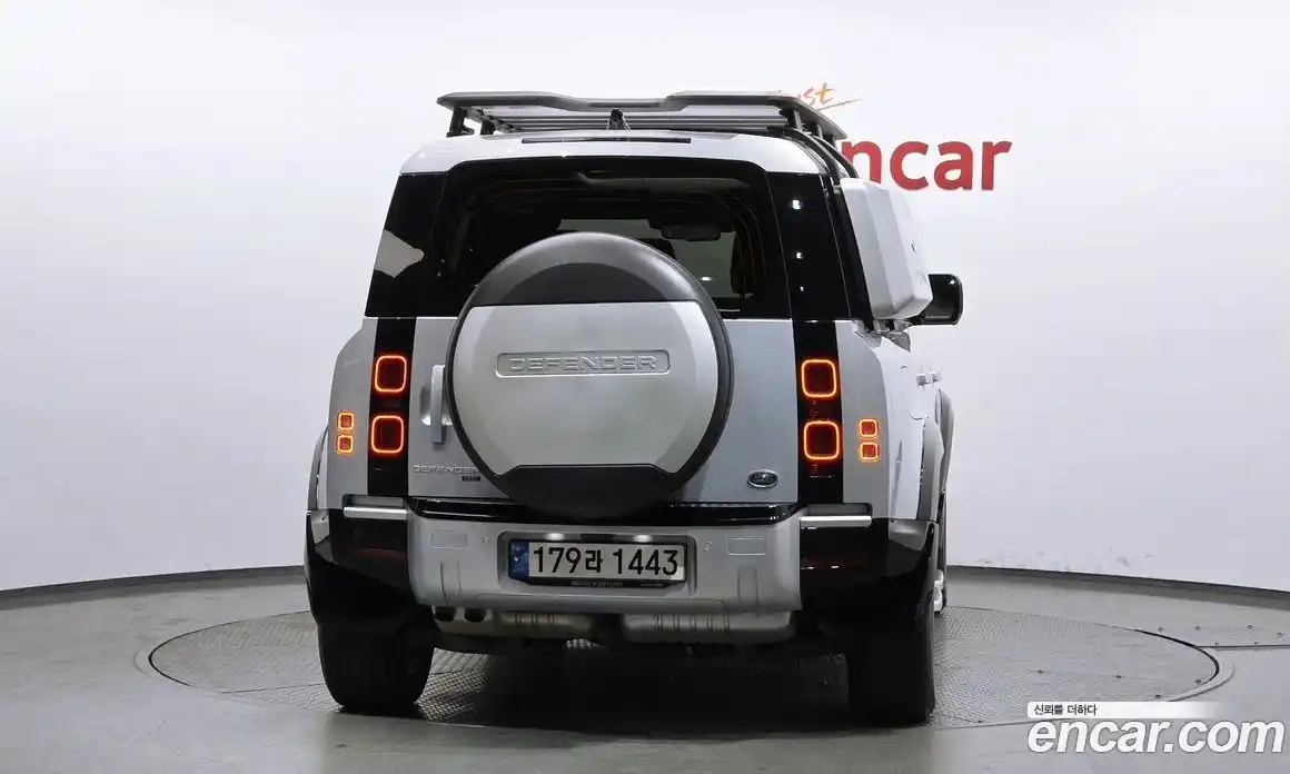 Land Rover Defender 2022 3.0 Автомат в Москве № 213338, фото 10