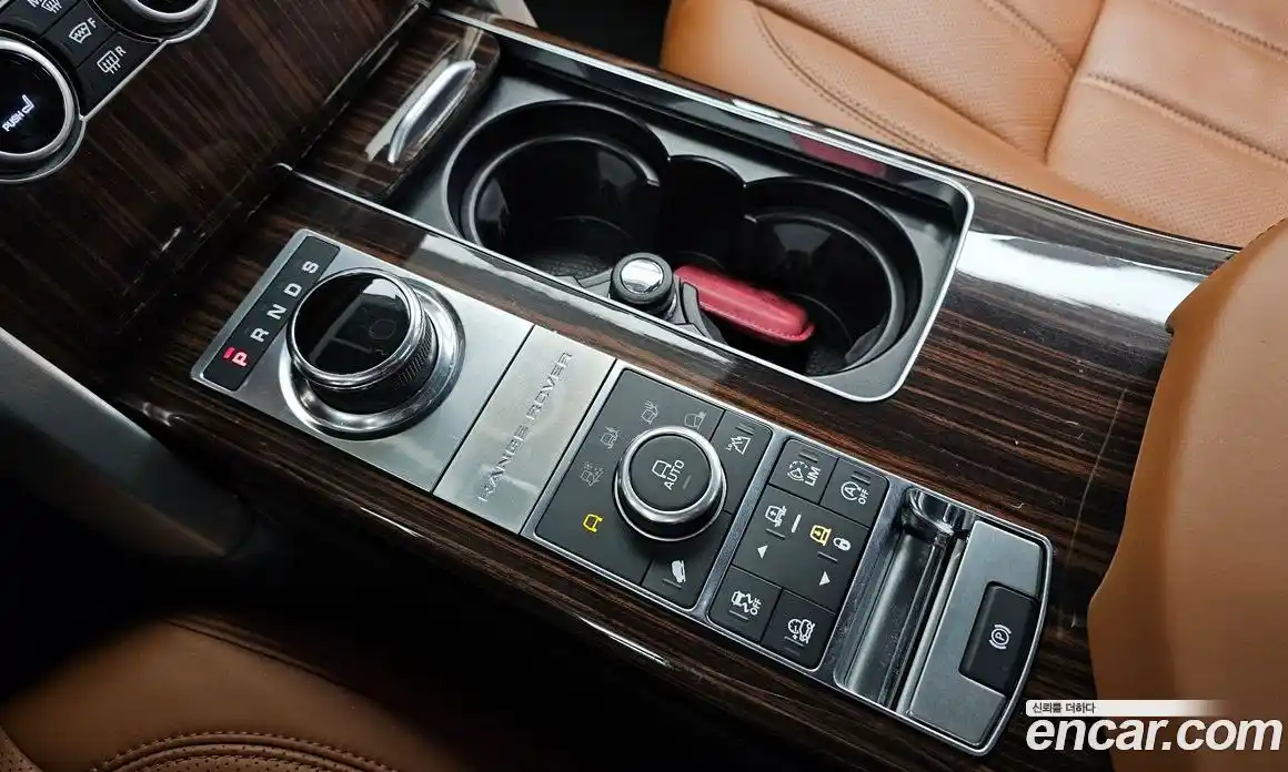 Land Rover Range-Rover 2017 5.0 Автомат в Москве № 213562, фото 9