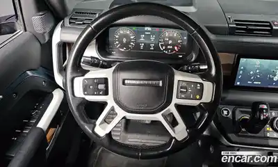 Land Rover Defender 2022 3.0 Автомат в Москве № 213609, миниатюра 4
