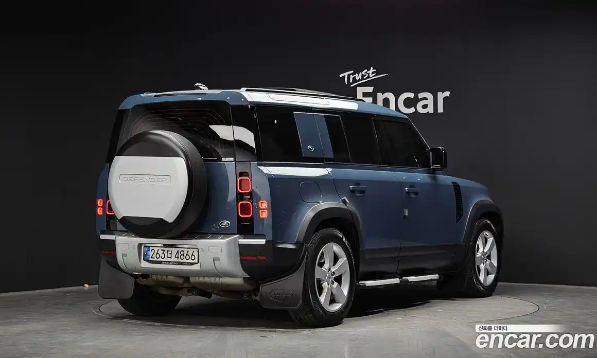 Land Rover Defender 2022 3.0 Автомат в Москве № 213609, фото 8