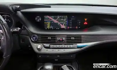 Lexus LS 2018 3.5 Автомат в Москве № 214711, миниатюра 12