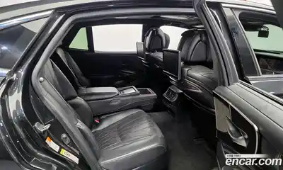 Lexus LS 2018 3.5 Автомат в Москве № 214711, миниатюра 3