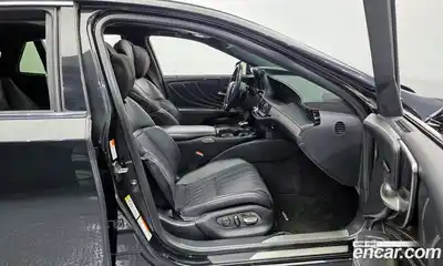 Lexus LS 2018 3.5 Автомат в Москве № 214711, миниатюра 6