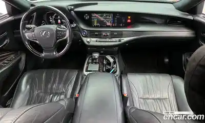 Lexus LS 2018 3.5 Автомат в Москве № 214711, миниатюра 8