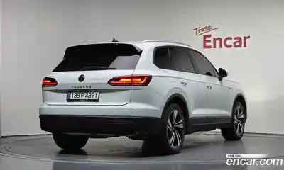 Volkswagen Touareg, 2021