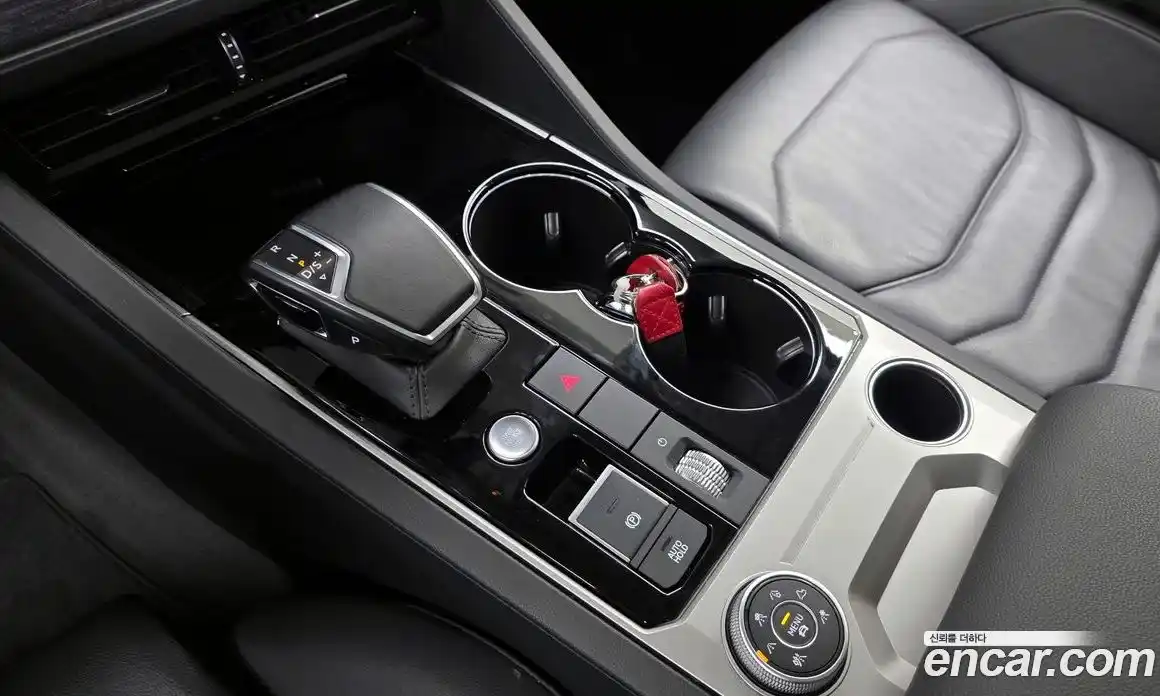 Volkswagen Touareg 2021 3.0 Автомат в Москве № 215023, фото 13