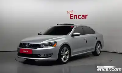 Volkswagen Passat 2013 2.5 Автомат в Москве № 215128, миниатюра 12