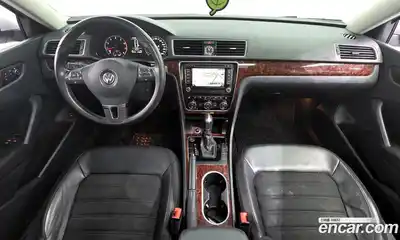Volkswagen Passat 2013 2.5 Автомат в Москве № 215128, миниатюра 10