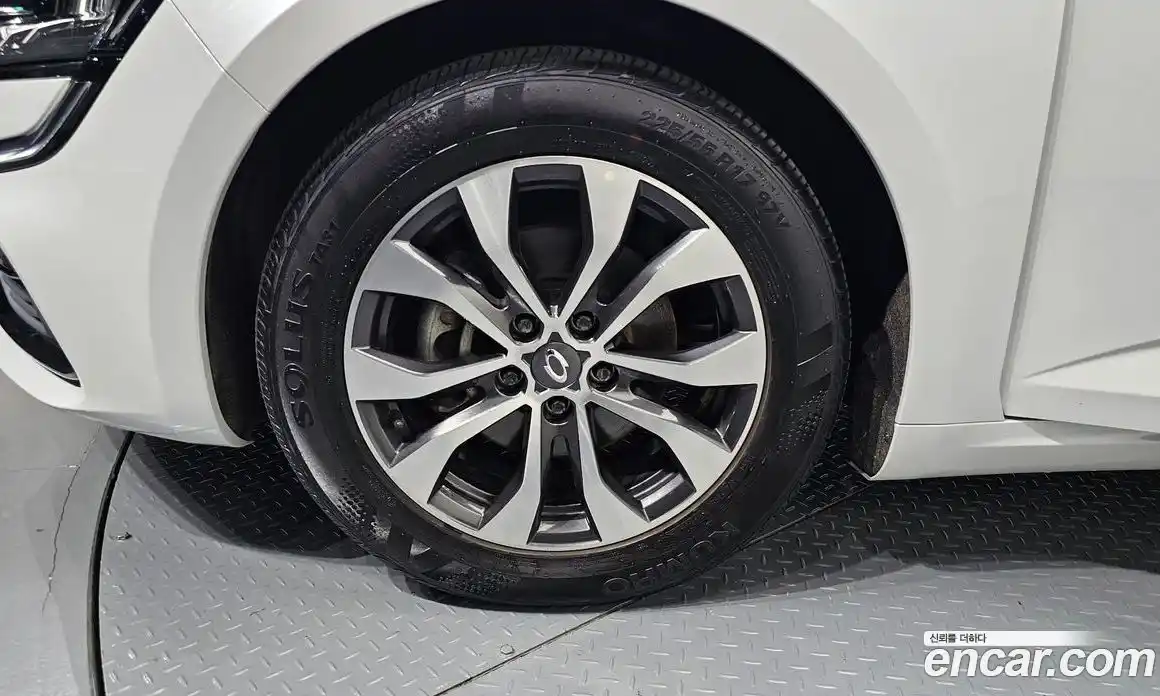 Renault SM6 2023 2.0 Автомат в Москве № 221245, фото 16