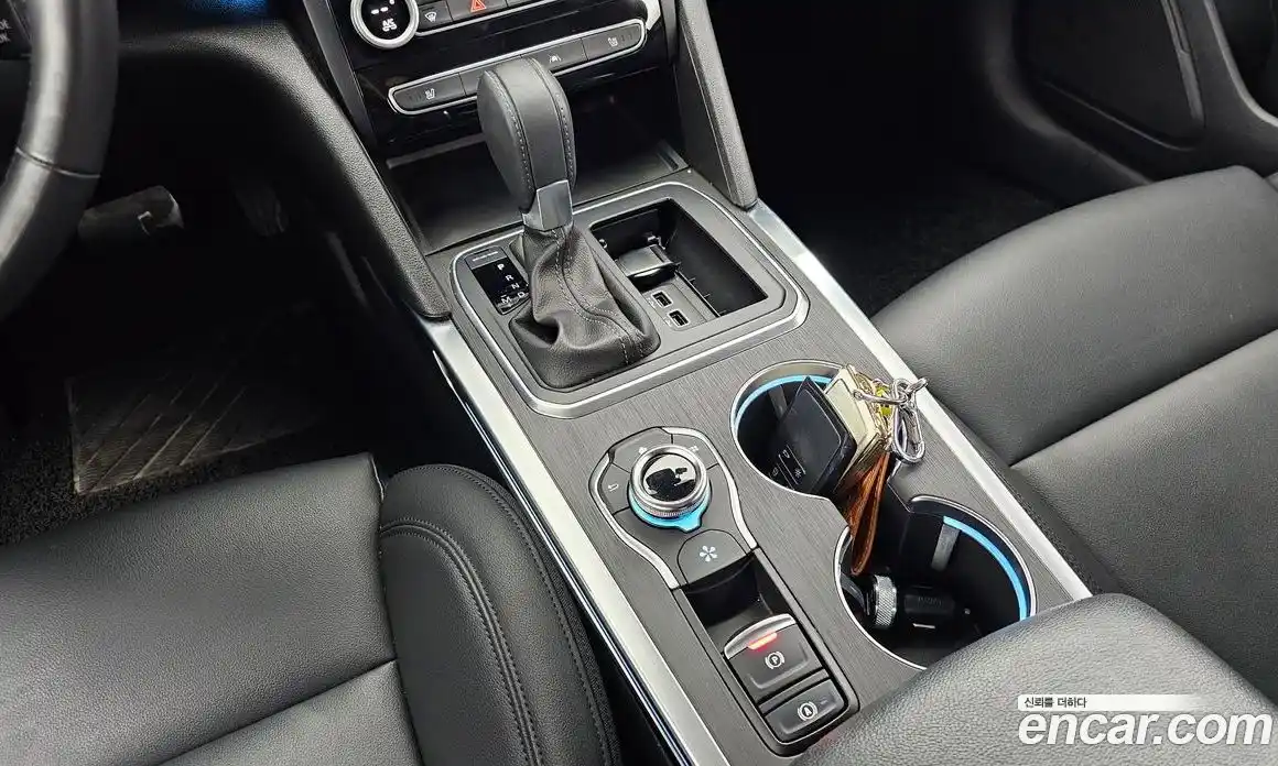 Renault SM6 2023 2.0 Автомат в Москве № 221245, фото 3