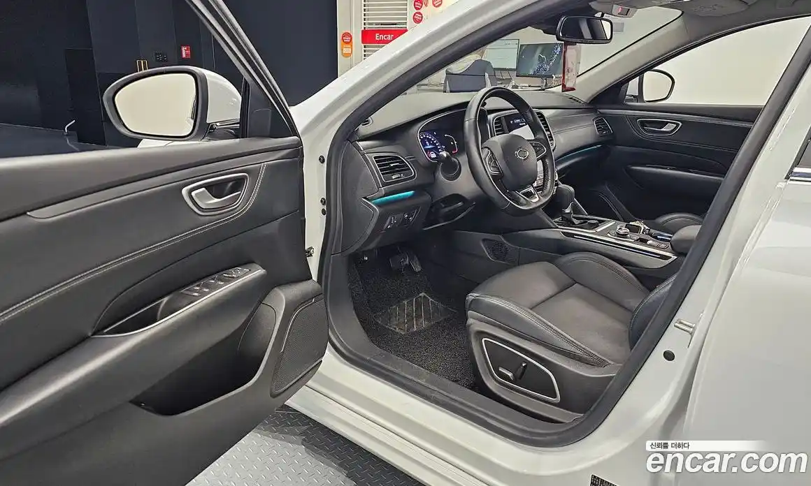 Renault SM6 2023 2.0 Автомат в Москве № 221245, фото 4