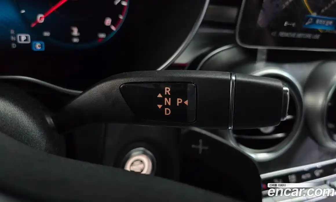 Mercedes-Benz GLC-Class 2023 2.0 Автомат в Москве № 221778, фото 12