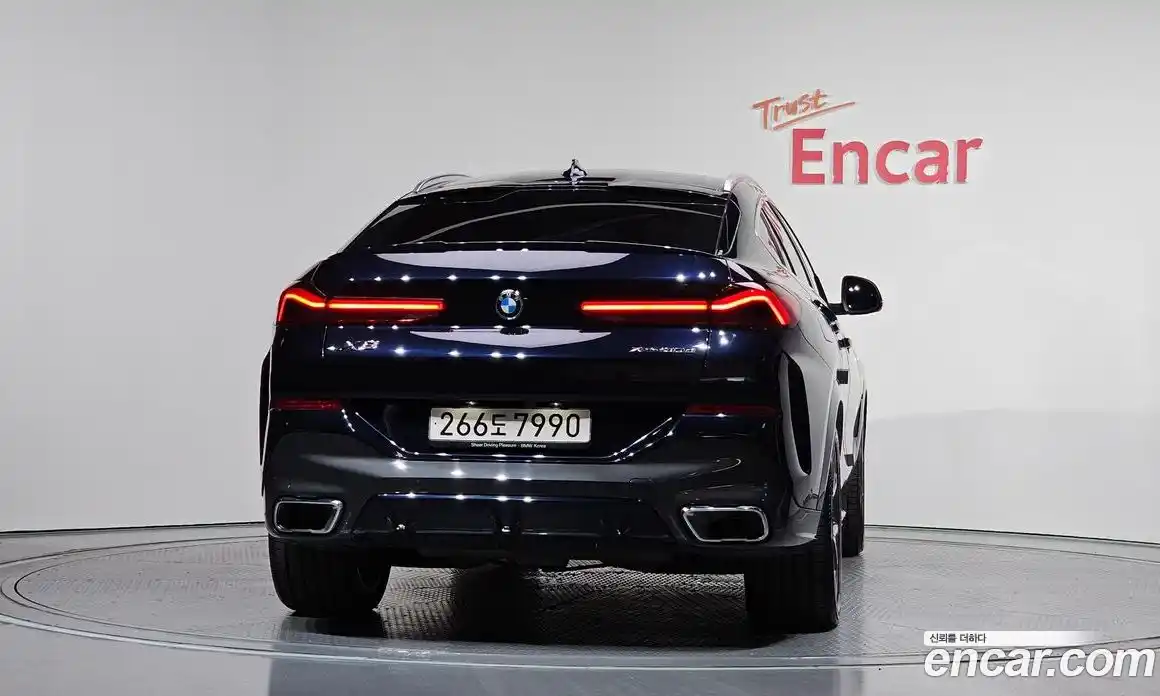 BMW X6 2023 3.0 Автомат в Москве № 228933, фото 1