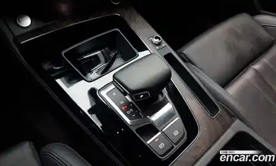 Audi Q5 2023 2.0 Автомат в Москве № 229889, миниатюра 10