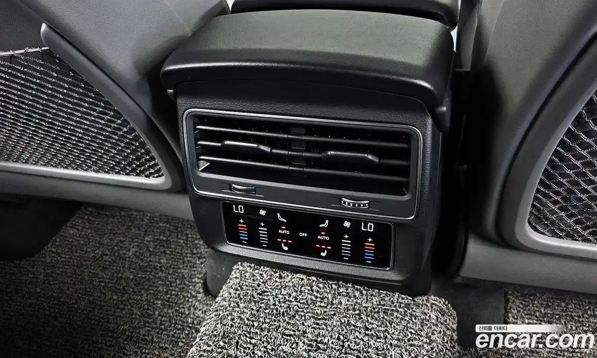 Audi Q7 2021 3.0 Автомат в Москве № 230130, фото 16