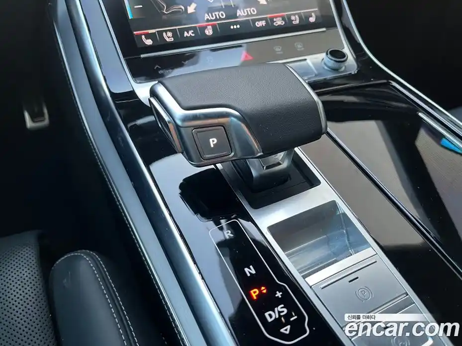 Audi Q8 2023 3.0 Автомат в Москве № 230292, фото 15