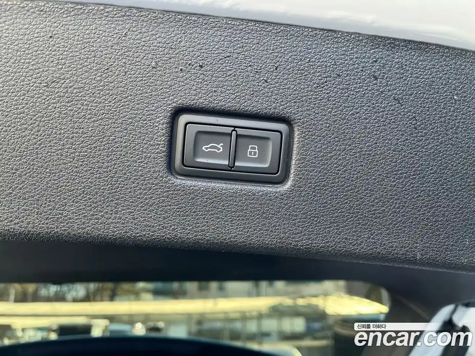 Audi Q8 2023 3.0 Автомат в Москве № 230292, фото 17