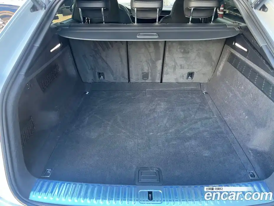 Audi Q8 2023 3.0 Автомат в Москве № 230292, фото 18