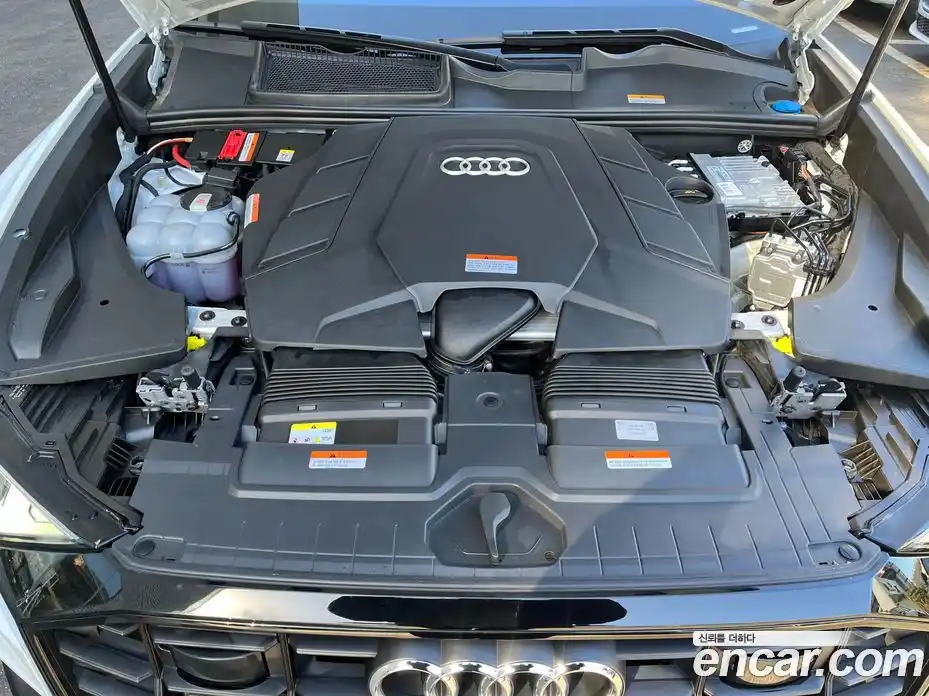 Audi Q8 2023 3.0 Автомат в Москве № 230292, фото 19
