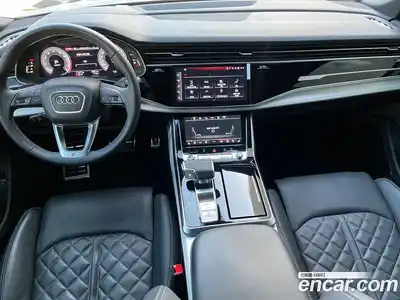 Audi Q8 2023 3.0 Автомат в Москве № 230292, миниатюра 7