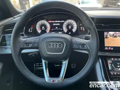 Audi Q8 2023 3.0 Автомат в Москве № 230292, миниатюра 8