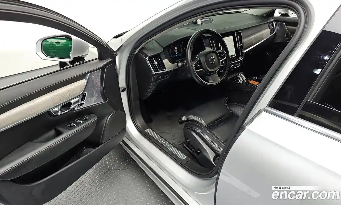 Volvo S90 2022 2.0 Автомат в Москве № 230448, фото 14