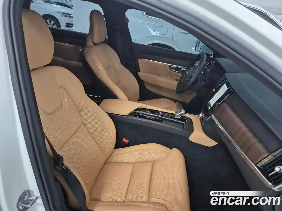 Volvo S90 2024 2.0 Автомат в Москве № 230844, фото 12