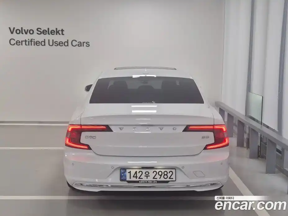 Volvo S90 2024 2.0 Автомат в Москве № 230844, фото 4